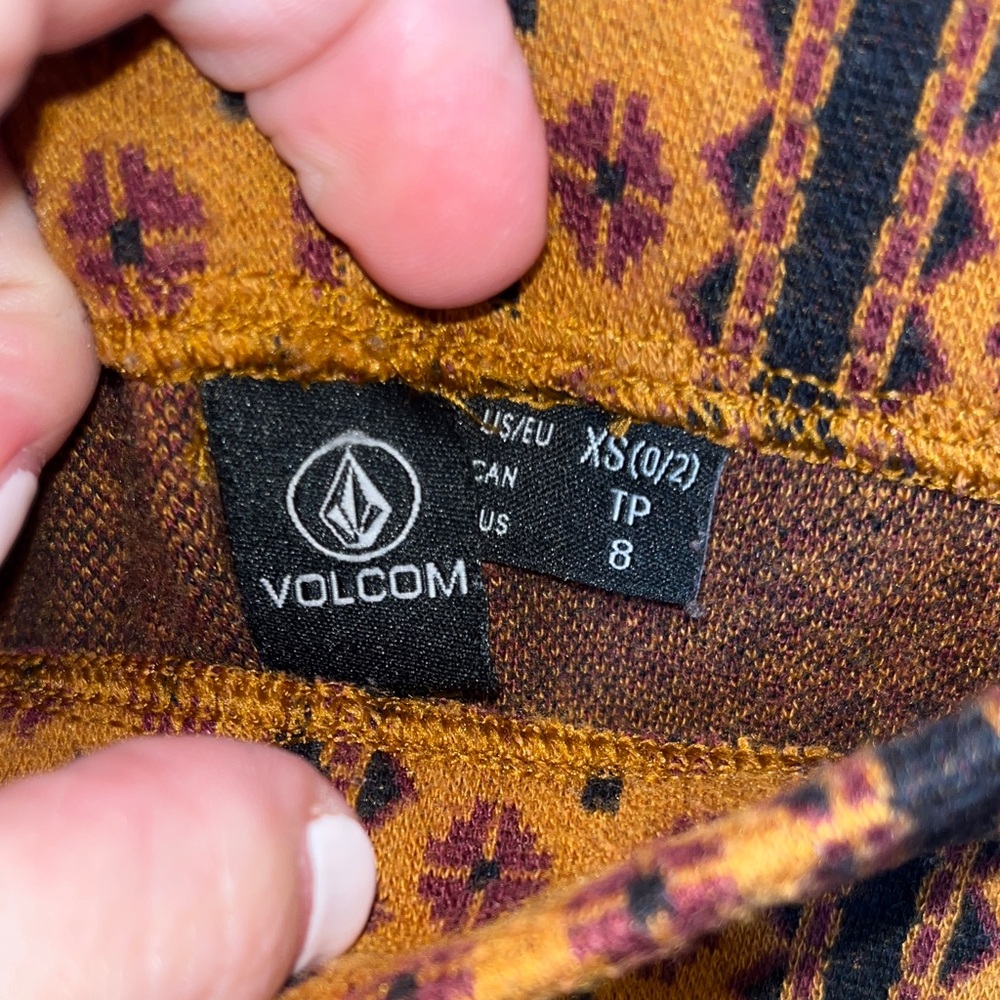 Volcom Patterned Flare Pants - Picture 4 of 5